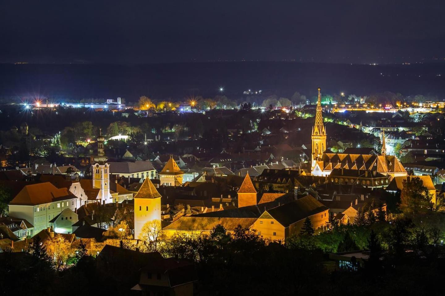 Modern Medival Lejlighed Kőszeg Eksteriør billede